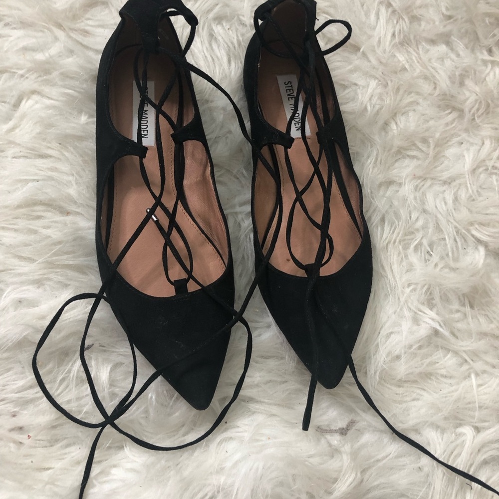 Steve Madden lace up flats